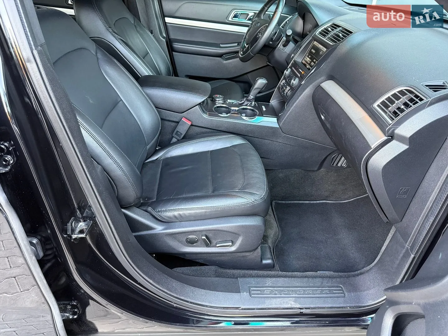 2016 Ford Explorer - мініатюра 56