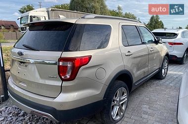 Позашляховик / Кросовер Ford Explorer 2017 в Львові