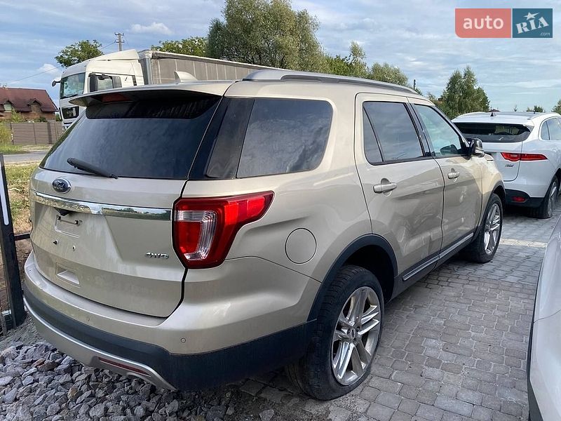 Позашляховик / Кросовер Ford Explorer 2017 в Львові