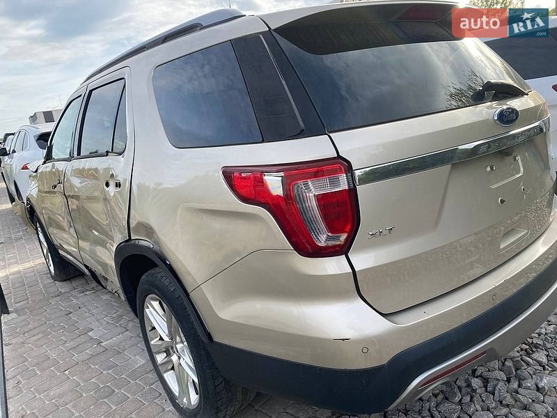 Позашляховик / Кросовер Ford Explorer 2017 в Львові