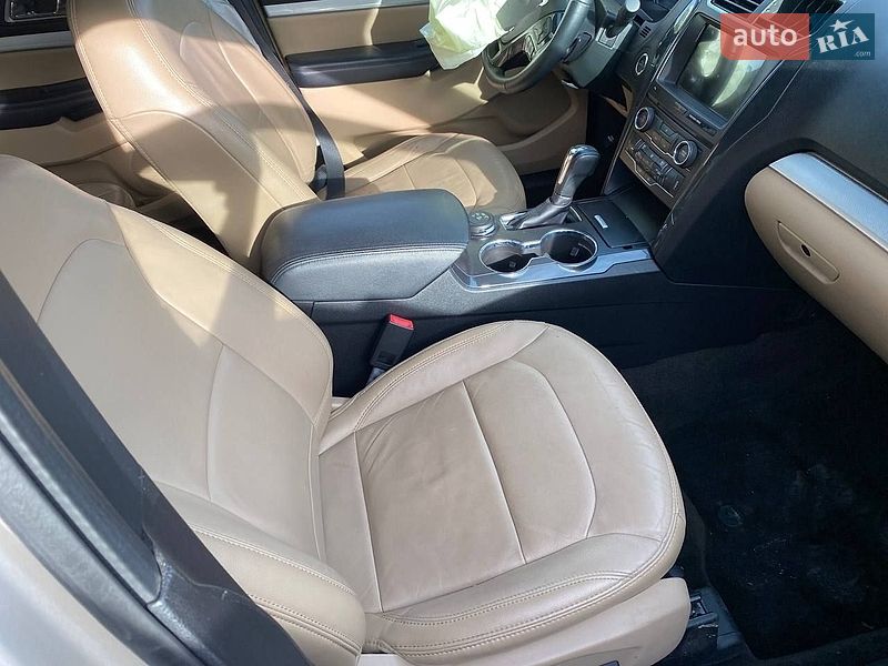 Позашляховик / Кросовер Ford Explorer 2017 в Львові