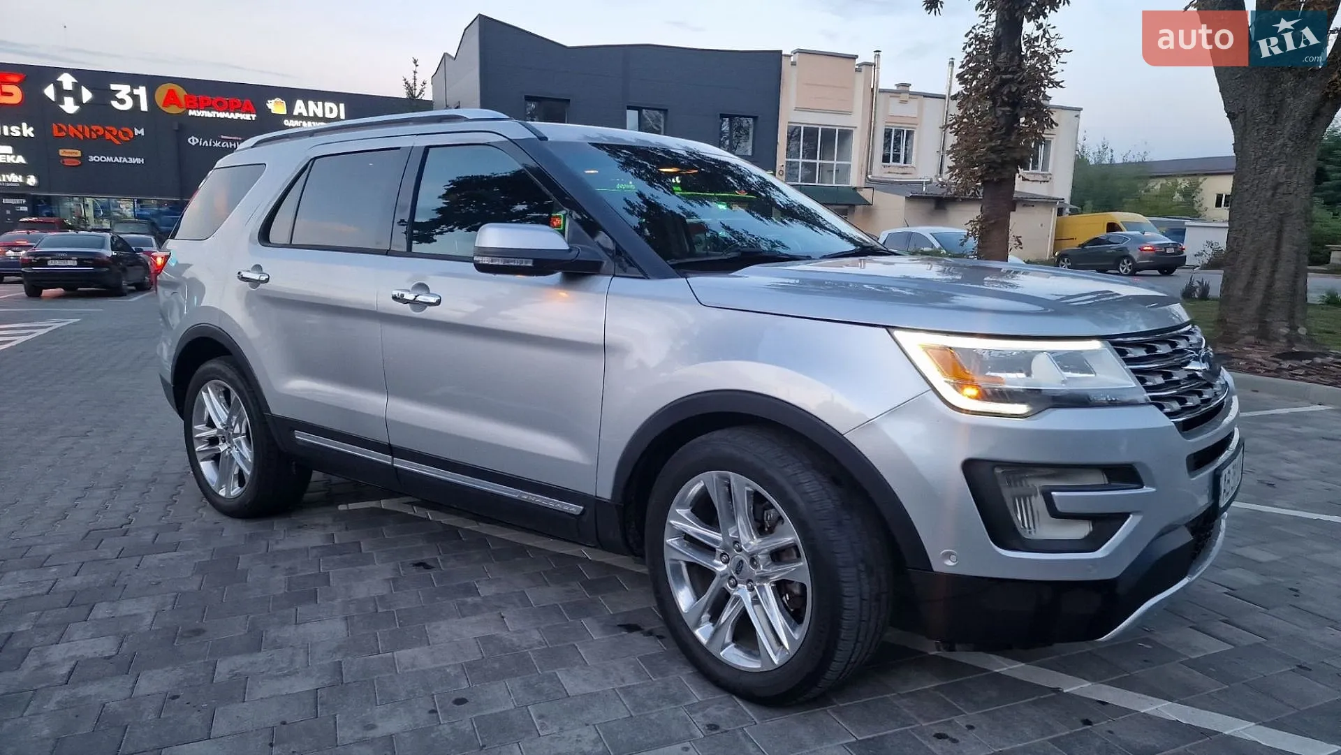 2016 Ford Explorer - мініатюра 23