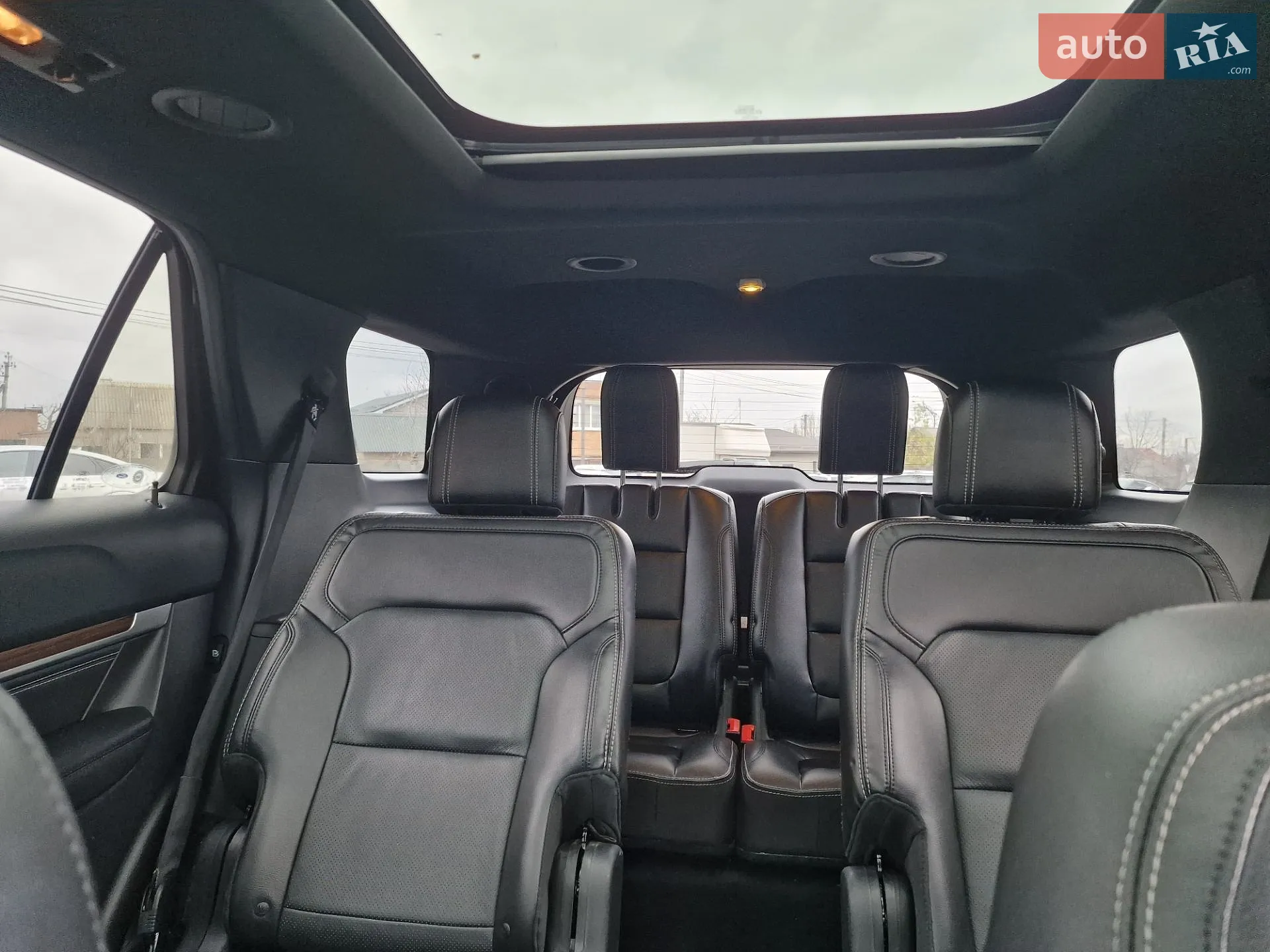 2016 Ford Explorer - мініатюра 38