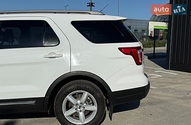 Внедорожник / Кроссовер Ford Explorer 2017 в Львове