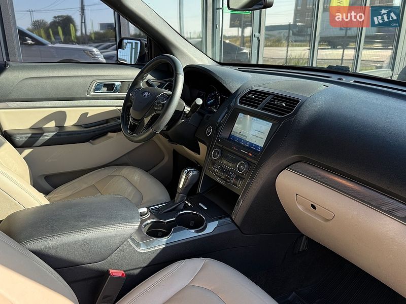 Внедорожник / Кроссовер Ford Explorer 2017 в Львове