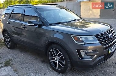 Позашляховик / Кросовер Ford Explorer 2016 в Києві