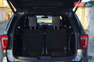 Позашляховик / Кросовер Ford Explorer 2016 в Києві