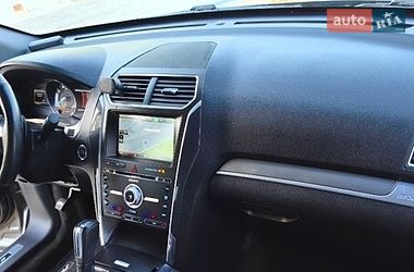 Позашляховик / Кросовер Ford Explorer 2016 в Києві