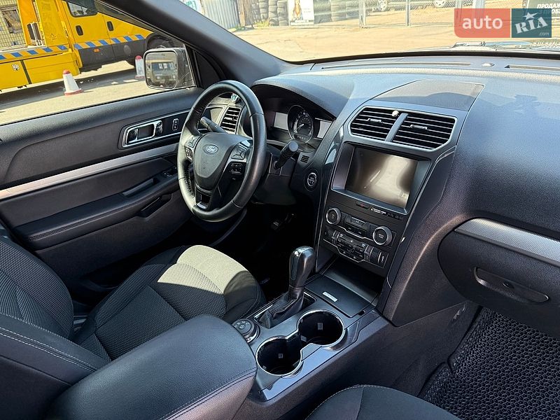 Позашляховик / Кросовер Ford Explorer 2018 в Києві