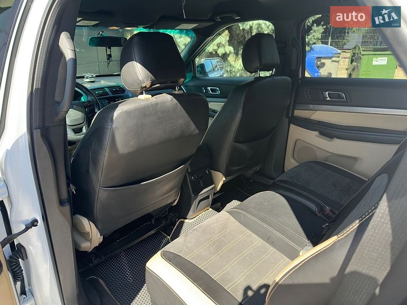 Позашляховик / Кросовер Ford Explorer 2016 в Одесі