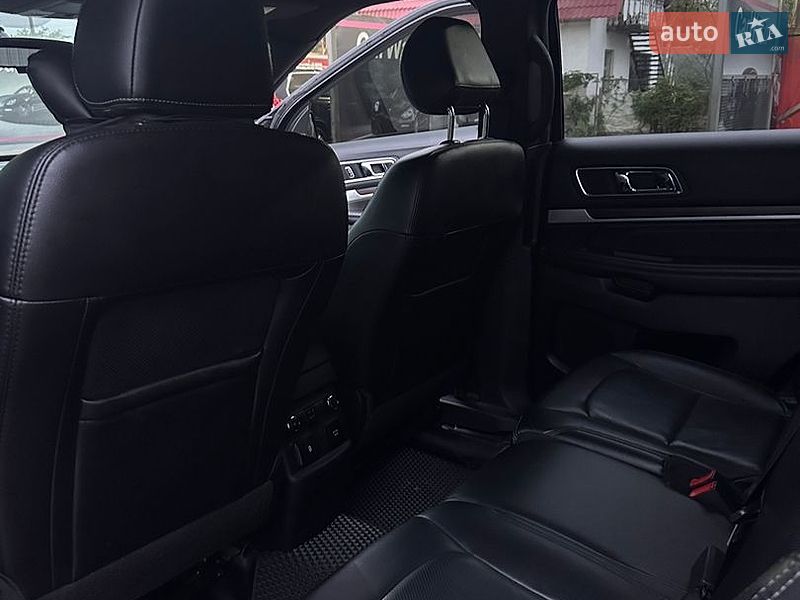 Внедорожник / Кроссовер Ford Explorer 2017 в Львове
