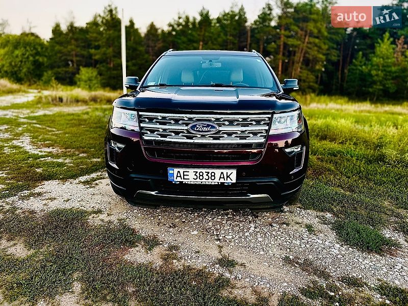 Внедорожник / Кроссовер Ford Explorer 2017 в Каменском фото Внедорожник / Кроссовер Ford Explorer 2017 в Каменском