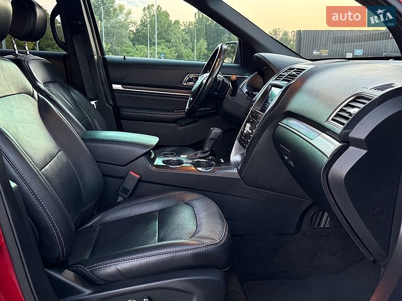 Внедорожник / Кроссовер Ford Explorer 2017 в Киеве