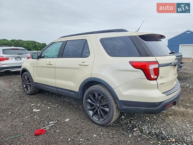 Внедорожник / Кроссовер Ford Explorer 2018 в Львове