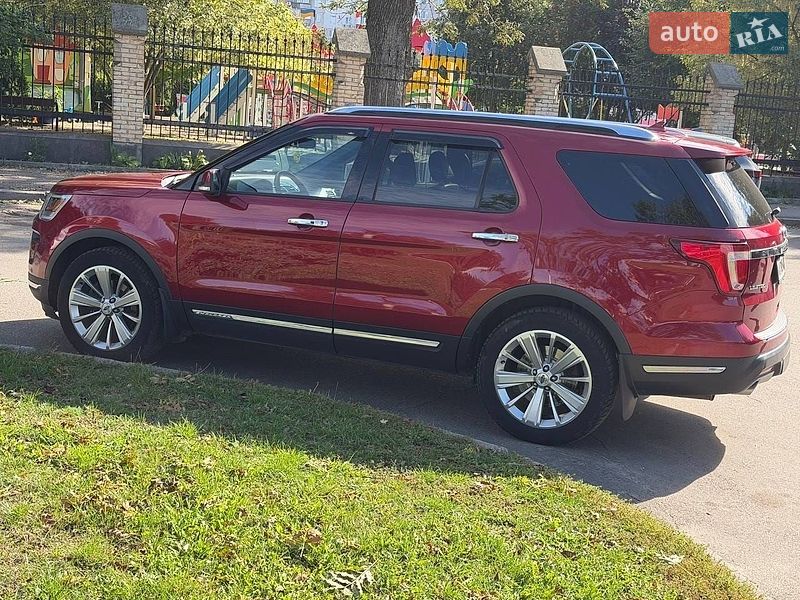 Позашляховик / Кросовер Ford Explorer 2019 в Фастові