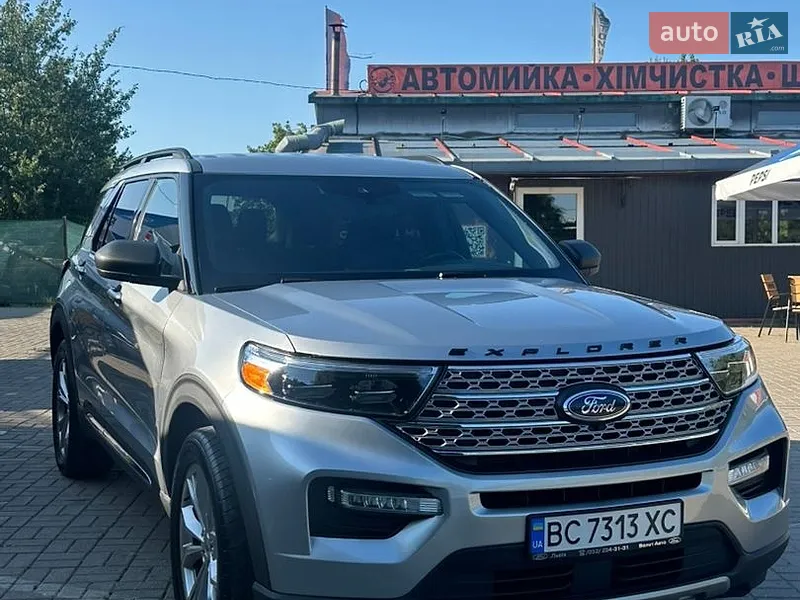 Ford Explorer