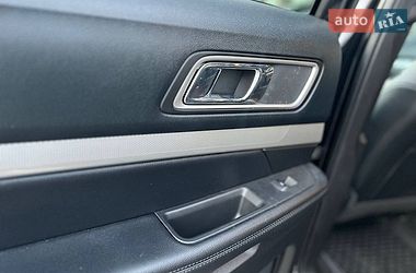 Позашляховик / Кросовер Ford Explorer 2016 в Одесі фото 21 Позашляховик / Кросовер Ford Explorer 2016 в Одесі