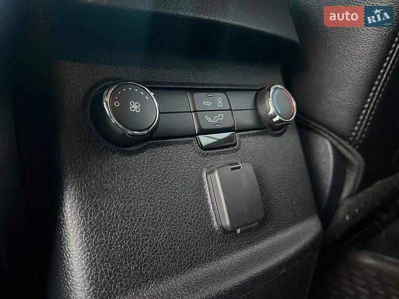Позашляховик / Кросовер Ford Explorer 2016 в Одесі фото 22 Позашляховик / Кросовер Ford Explorer 2016 в Одесі