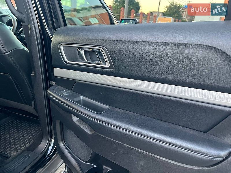 Позашляховик / Кросовер Ford Explorer 2016 в Одесі фото 25 Позашляховик / Кросовер Ford Explorer 2016 в Одесі