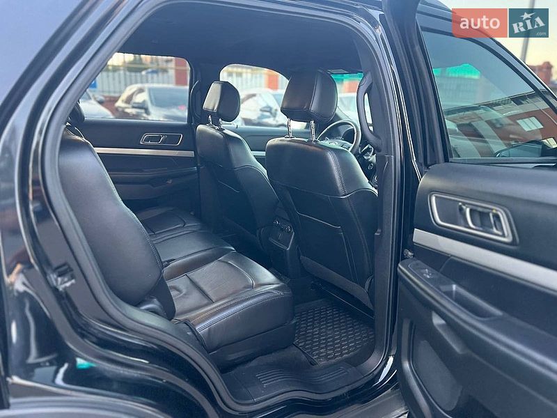 Позашляховик / Кросовер Ford Explorer 2016 в Одесі фото 26 Позашляховик / Кросовер Ford Explorer 2016 в Одесі