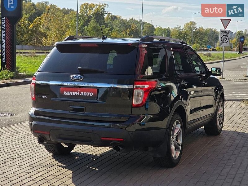 Позашляховик / Кросовер Ford Explorer 2011 в Києві