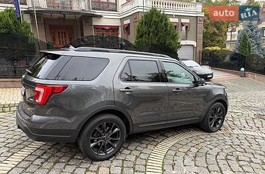 Внедорожник / Кроссовер Ford Explorer 2017 в Киеве