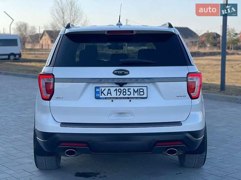 Внедорожник / Кроссовер Ford Explorer 2018 в Ровно