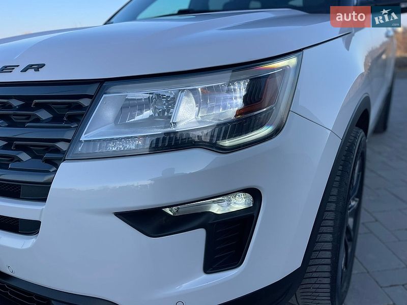 Внедорожник / Кроссовер Ford Explorer 2018 в Ровно