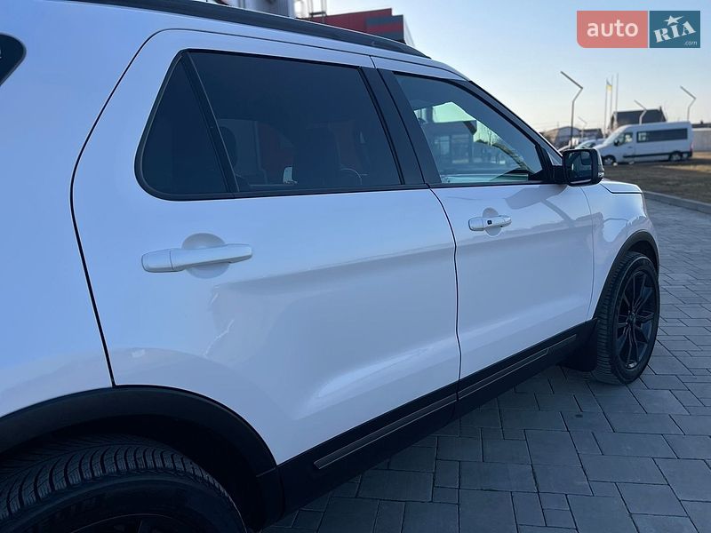Внедорожник / Кроссовер Ford Explorer 2018 в Ровно