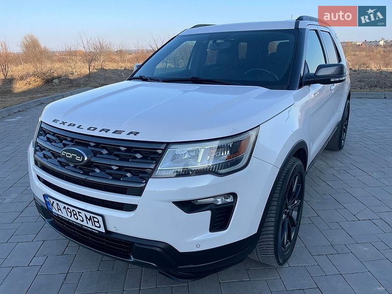 Внедорожник / Кроссовер Ford Explorer 2018 в Ровно