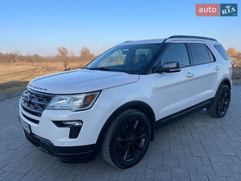 Внедорожник / Кроссовер Ford Explorer 2018 в Ровно