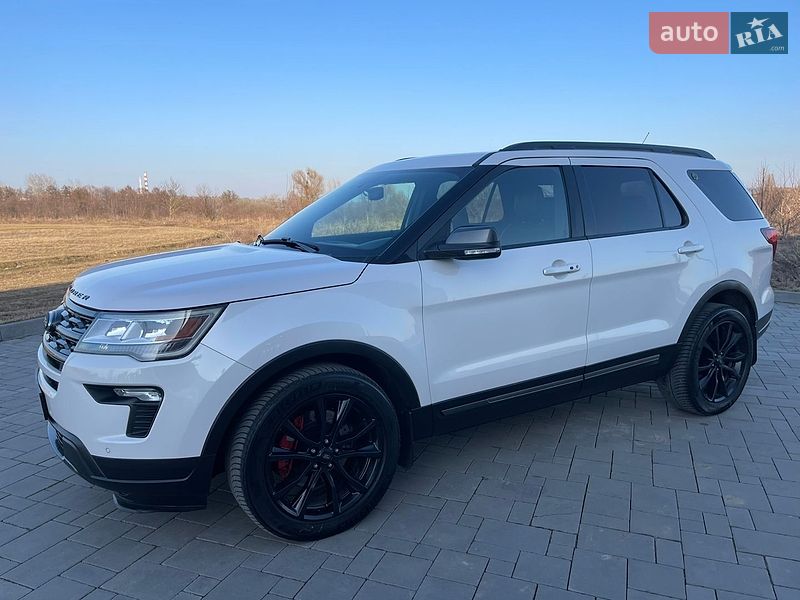 Внедорожник / Кроссовер Ford Explorer 2018 в Ровно