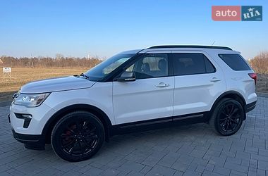 Внедорожник / Кроссовер Ford Explorer 2018 в Ровно