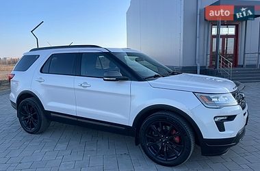 Внедорожник / Кроссовер Ford Explorer 2018 в Ровно