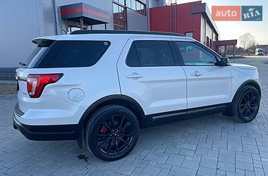Внедорожник / Кроссовер Ford Explorer 2018 в Ровно