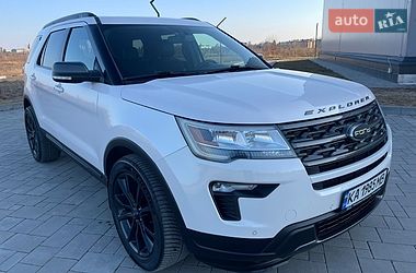 Внедорожник / Кроссовер Ford Explorer 2018 в Ровно