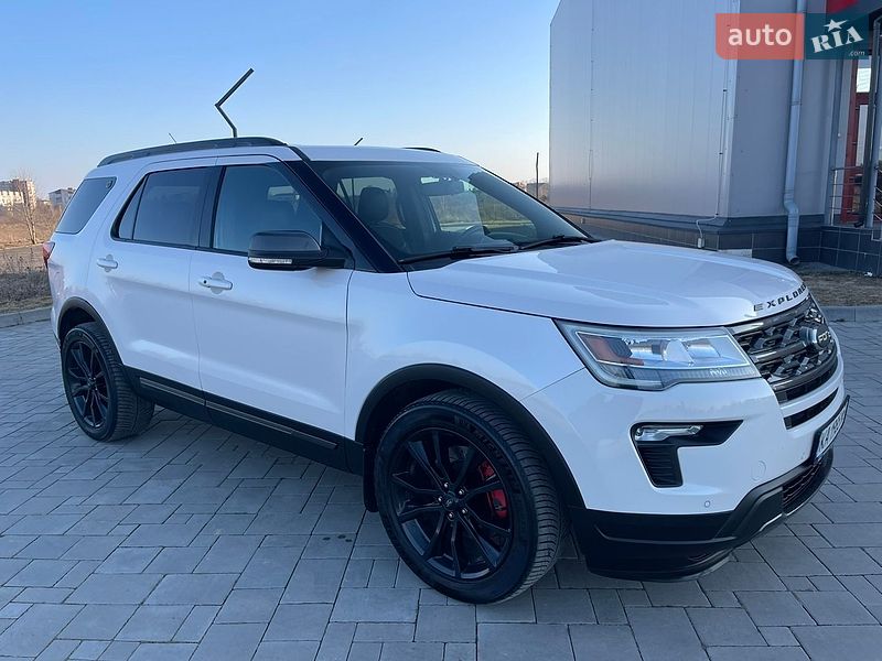 Внедорожник / Кроссовер Ford Explorer 2018 в Ровно