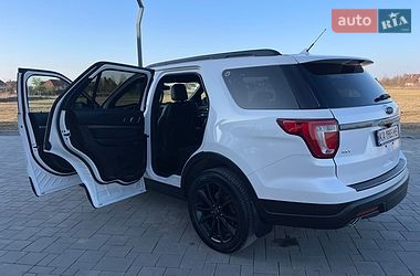 Внедорожник / Кроссовер Ford Explorer 2018 в Ровно