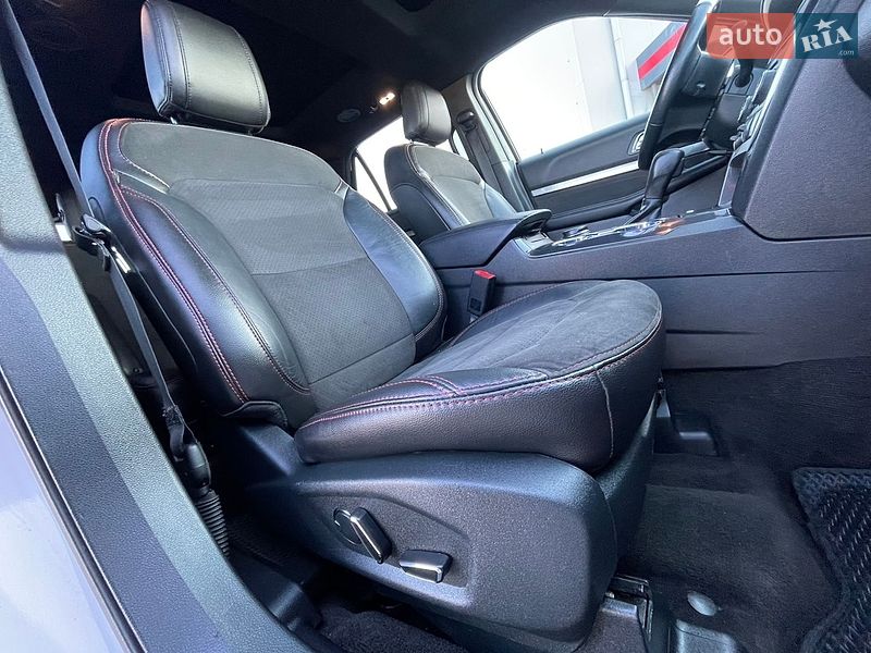 Внедорожник / Кроссовер Ford Explorer 2018 в Ровно