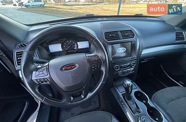 Внедорожник / Кроссовер Ford Explorer 2018 в Ровно