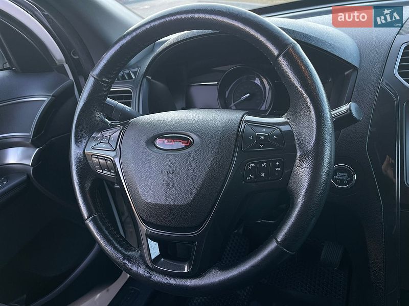 Внедорожник / Кроссовер Ford Explorer 2018 в Ровно