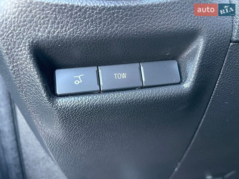 Внедорожник / Кроссовер Ford Explorer 2018 в Ровно
