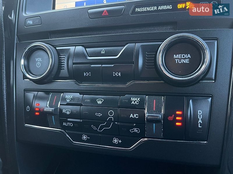 Внедорожник / Кроссовер Ford Explorer 2018 в Ровно