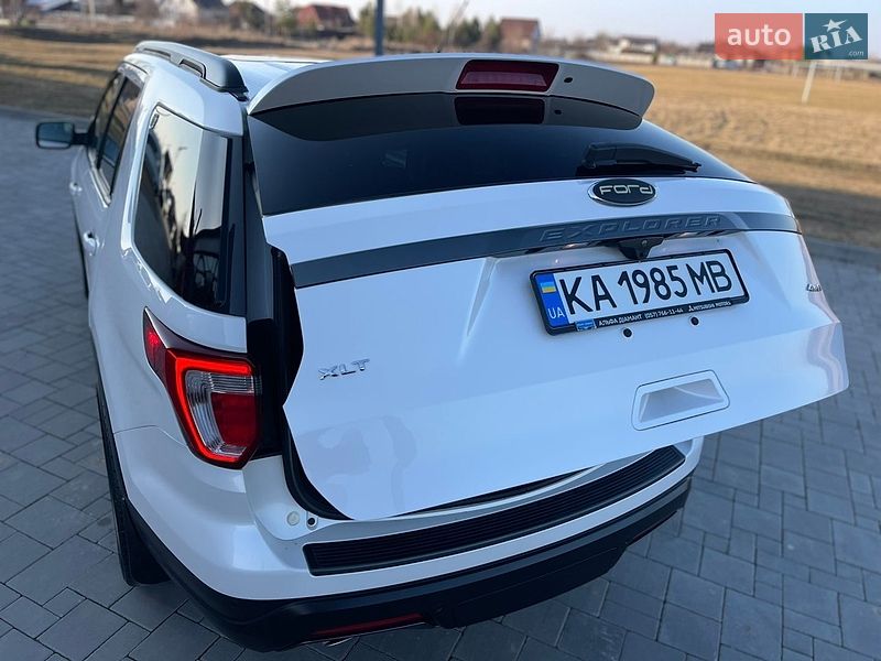 Внедорожник / Кроссовер Ford Explorer 2018 в Ровно