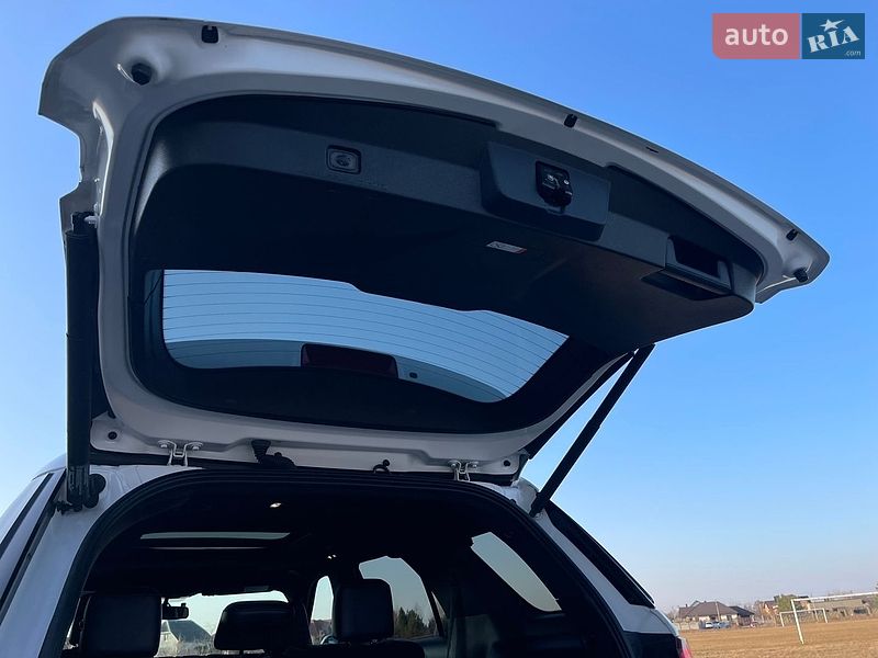 Внедорожник / Кроссовер Ford Explorer 2018 в Ровно