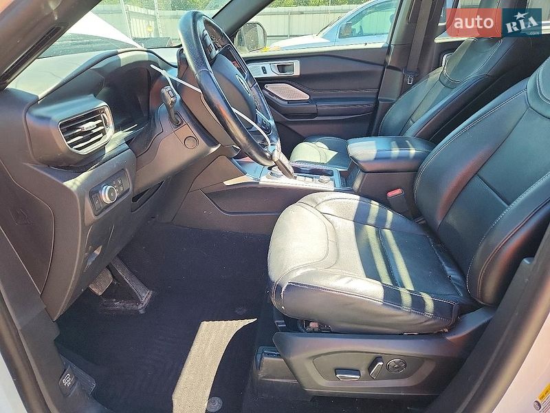 Позашляховик / Кросовер Ford Explorer 2019 в Ужгороді