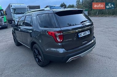Позашляховик / Кросовер Ford Explorer 2017 в Львові