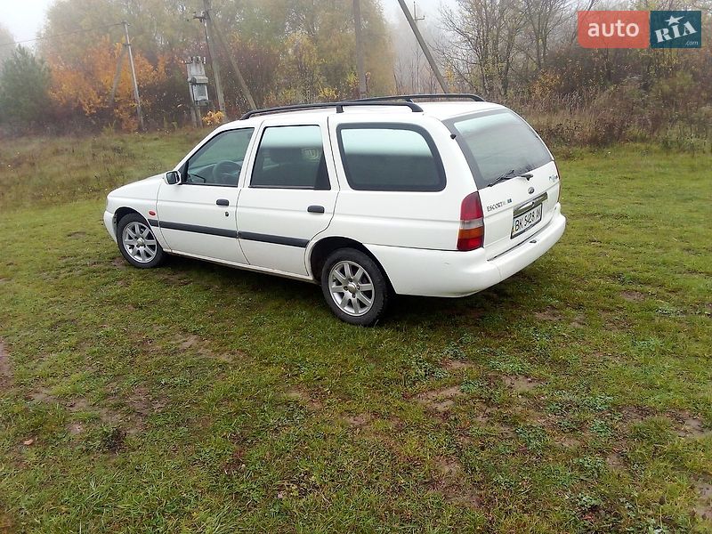 Внедорожник / Кроссовер Ford Explorer 1997 в Млинове