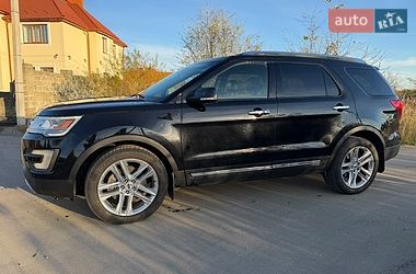 Позашляховик / Кросовер Ford Explorer 2017 в Стрию