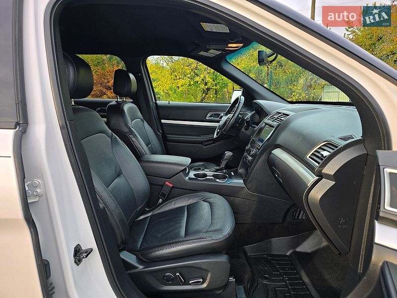 Позашляховик / Кросовер Ford Explorer 2017 в Хмельницькому